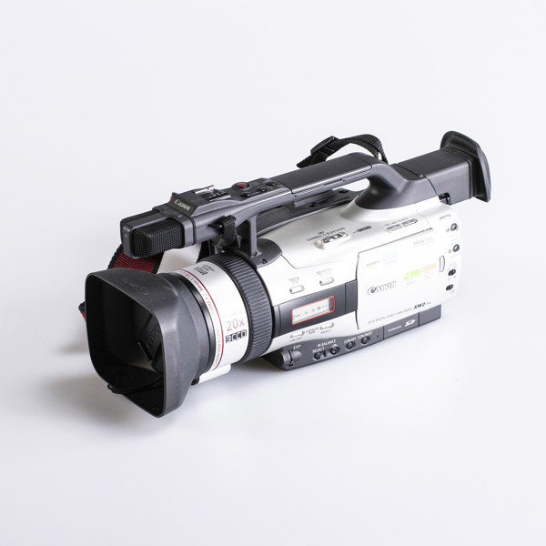 Canon, DM-XM2, videokamera, 2010-tal, med väska_23135a_8db181920bb3658_lg.jpeg