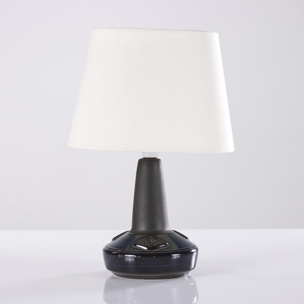 Einar Johansen, bordslampa, stengods, Söholm, Danmark, höjd 33 cm_23728a_8db2bc84a151b45_lg.jpeg