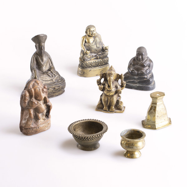 Diverse religiösa föremål, 8 delar, Buddha, rökelskar, m.m._24290a_8db470f296b8766_lg.jpeg
