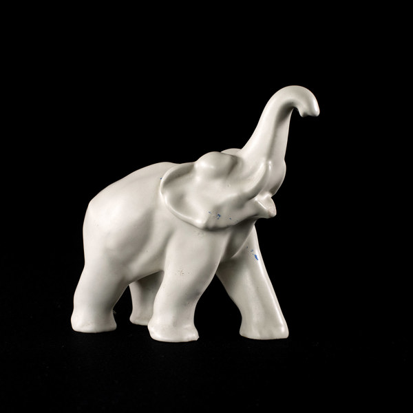 Vicke Lindstrand, elefant, Upsala Ekeby, höjd 16,5 cm