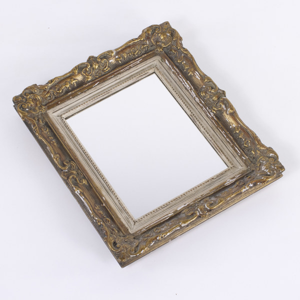 Spegel, mindre, förgylld, tidigt 1900-tal, 40x47 cm_24935a_8db5de5424edbb4_lg.jpeg