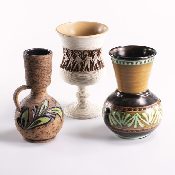 Vaser, 3 st, bl a Ekeby, Fratelli Fanciullacci, höjd 23,5 cm och mindre_25260a_lg.jpeg
