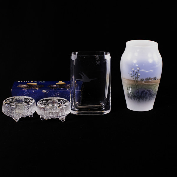 Vaser, ljusstakar, bl. a. Iittala, Royal Copenhagen, m. m.