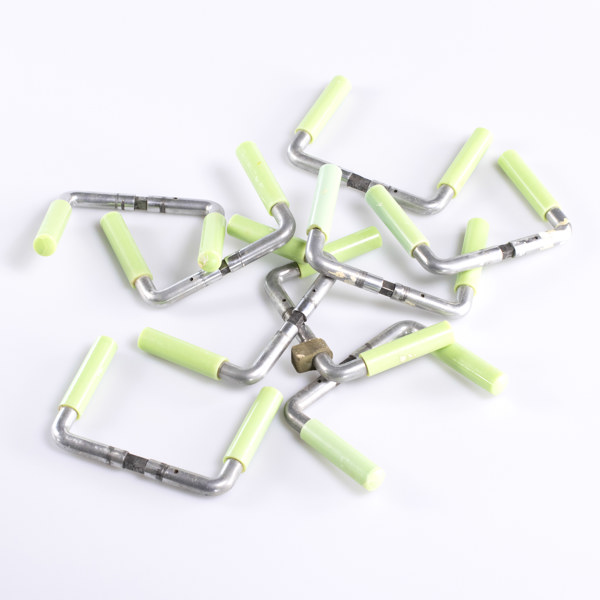 Dörrtrycken, 9 st, bakelit, 50/60-tal