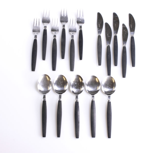 Bakelitbestick, 16 delar, 60-tal