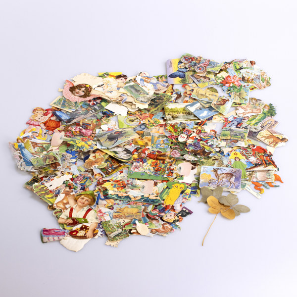 Bokmärken, klippdockor, äldre, ett parti