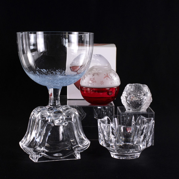 Diverse glas, 5 delar, skålar, vas, ljuslyktor, bl a Lars Hellsten
