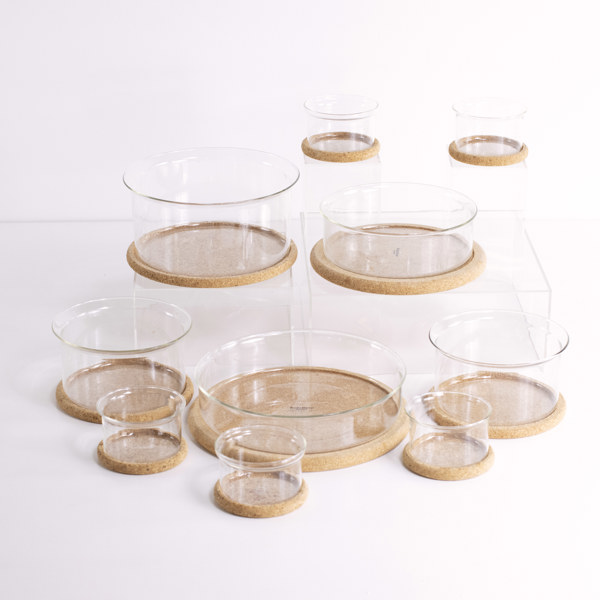 Skålar med korkunderlägg, bl a Signe Persson-Melin, Bodum, Ø 24 cm och mindre