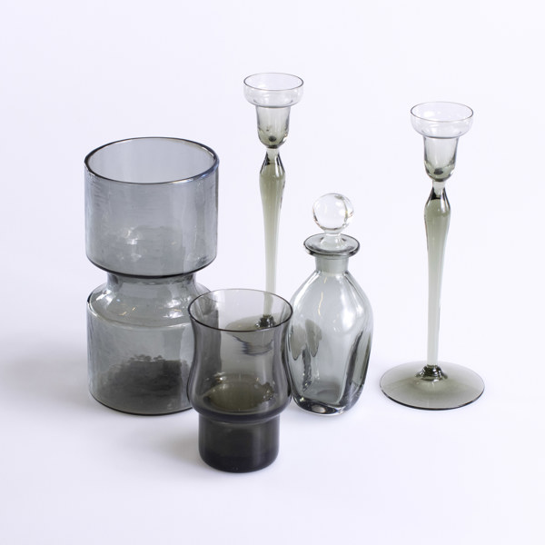 Vaser, ljusstakar, 5 st, röktonat glas, högsta 22 cm