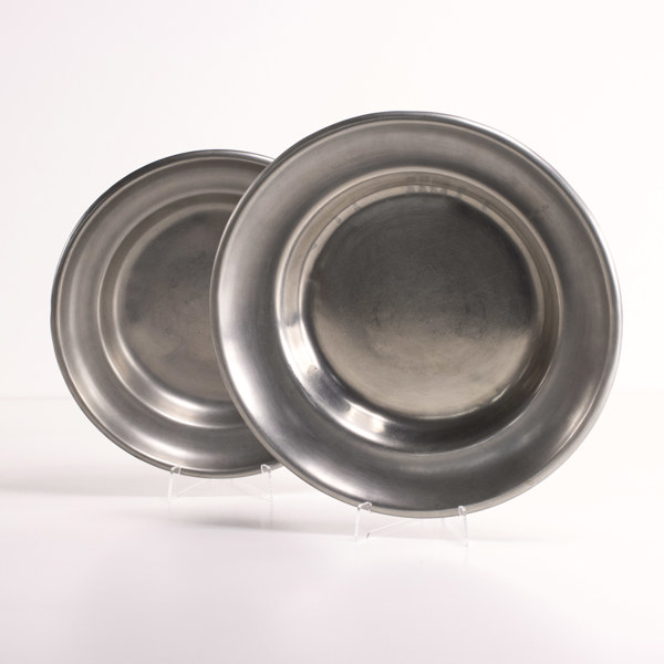 Tennfat, 2 st, Ljung Uti Lund, största diameter 36,5 cm