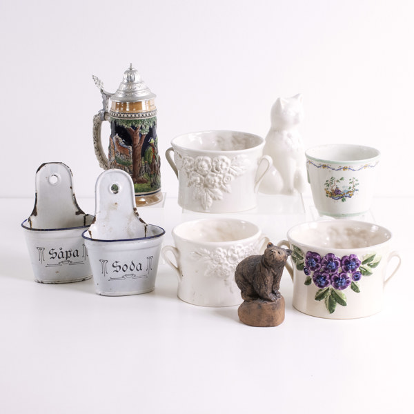 Diverse, 9 delar, mestadels keramik, bl a Rosa Ljung, ytterfoder, Ø 16,5 cm och mindre