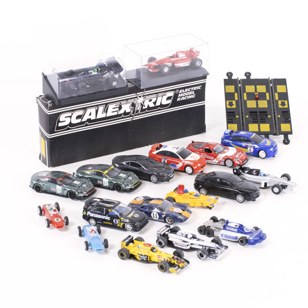 Scalextric, Hornby, bilar, bilbana