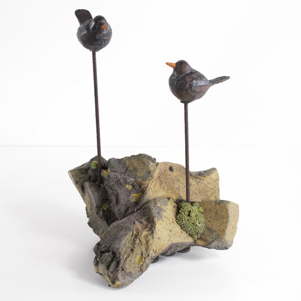 Gunilla Dovsten, trädgårdsskulptur, stengods, fågelpar