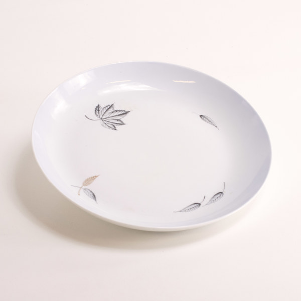 Fat, "Fallande Löv". Bing & Gröndahl, diameter 32 cm