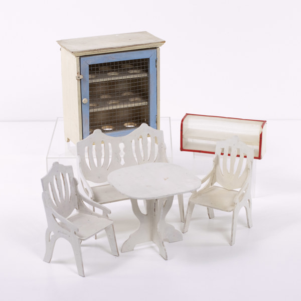 Dockmöbler, 6 st, stolar, bord, soffa, skåp, högsta 26 cm