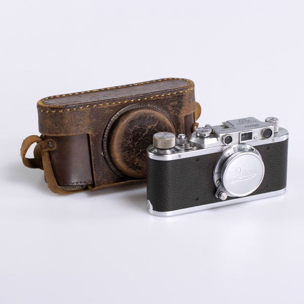 Ernst Leitz Wetzlar, Leica II Chrome, 50 mm, 1934, Tyskland_27009a_8dbb93b1d5c537a_lg.jpeg