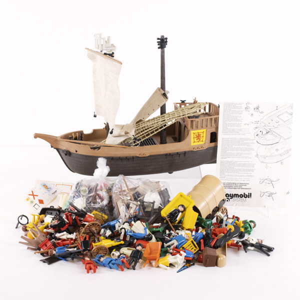 Diverse Playmobil, bl. a. sjörövarskepp, 80/90-tal_28674a_8dbe37cb4c9a612_lg.jpeg