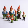 Tomtar, 7 st, lergods, gips, 1900-tal, höjd 29 cm och mindre