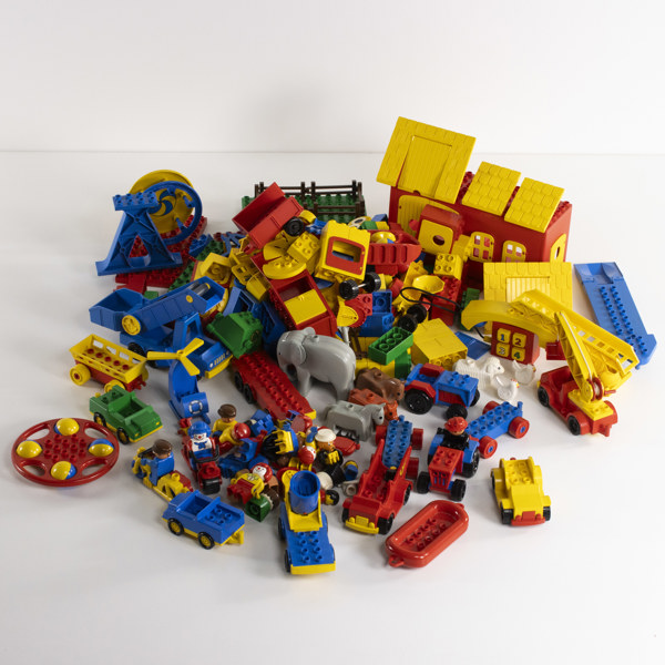 Lego, Duplo, ett parti_29647a_8dc19d2d87b1e32_lg.jpeg