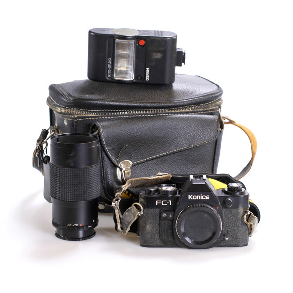 Systemkamera, Konica FC-1 med optik och blixt