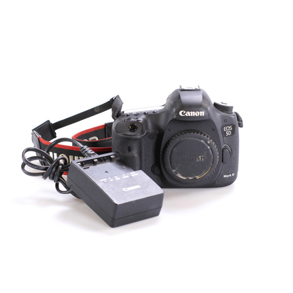 Systemkamera, Canon, EOS 5D Mark III_29809a_8dc19b727338d6d_lg.jpeg