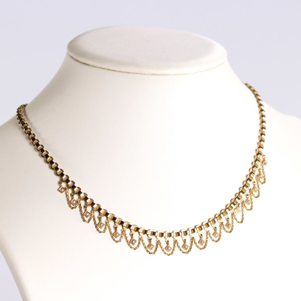 Halsband, 18k guld, längd 45 cm