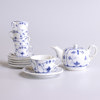Diverse "Musselmalet", 12 delar, delvis 1800-tal, Royal Copenhagen, Villeroy & Boch
