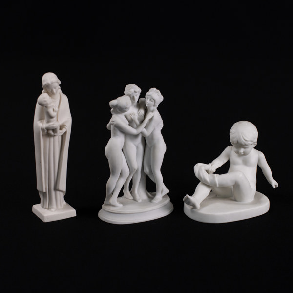 Figuriner, 3 st, parian, bl a Goebel, högsta 18 cm_31761a_8dc67952d43c1cd_lg.jpeg