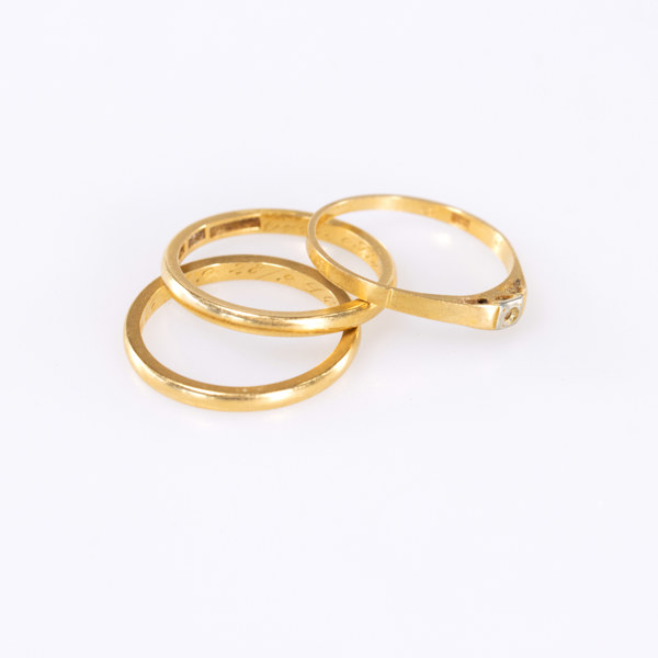 Ringar, 3 st, 18k guld, vikt 7,0 gram