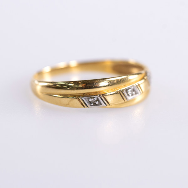 Ring, 18k guld, 1,7 gram, storlek 16,75