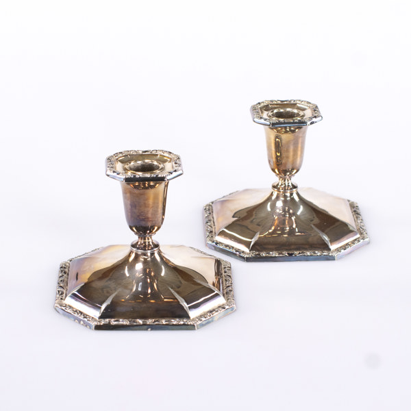 Ljusstakar, ett par, silver, Norge, höjd 9,5 cm