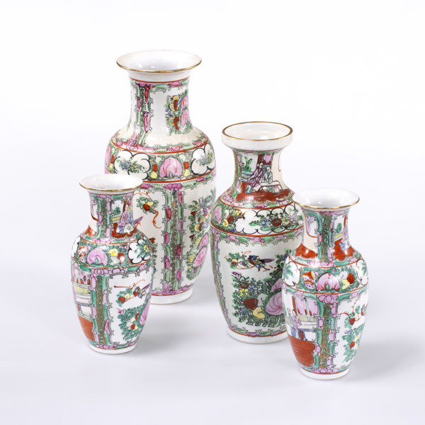 Vaser, 4 st, Kina, högsta 32 cm