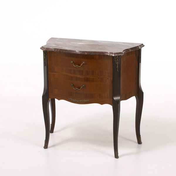 Stilbyrå, trä/sten, 1900-tal, bredd 68 cm