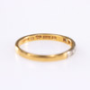 Ring, 18k guld, 6 st stenar, storlek 17, vikt 2,0 gram
