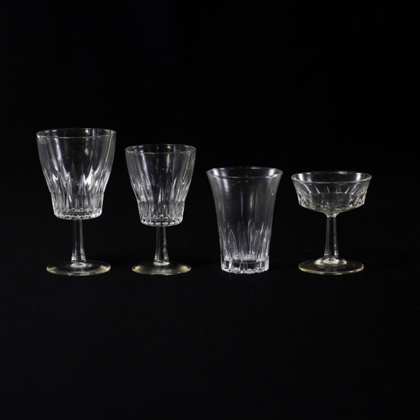 Glasservis, 45 delar, högsta 12,5 cm