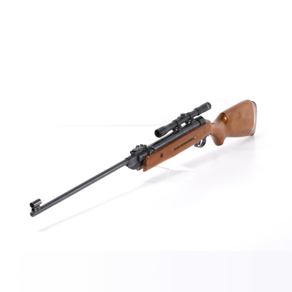 Luftgevär, med kikarsikte, längd 109 cm