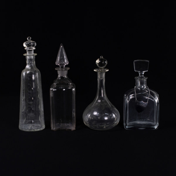 Karaffer, 4 st, högsta 32 cm