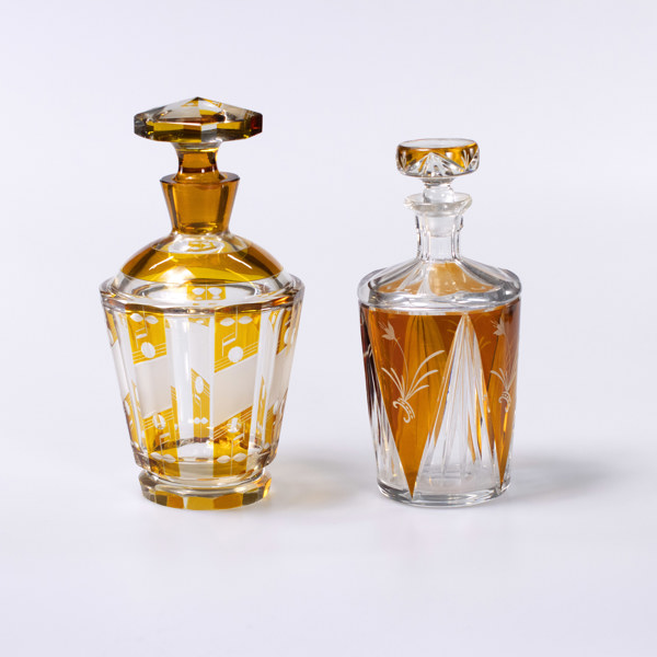 Karaffer, 2 st, bl a Johansfors, högsta 26 cm