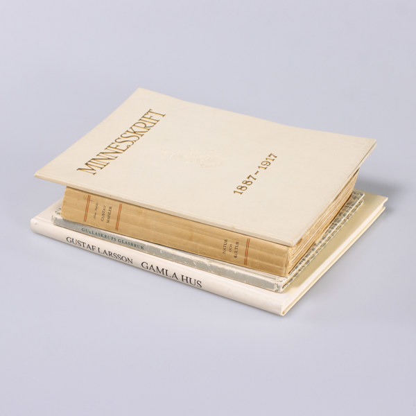 Litteratur, 4 delar, bl a Gullaskrufs glasbruk, Gustav Mahler