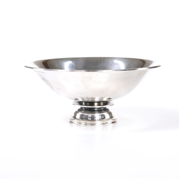 Skål på fot, silver, diameter 17 cm, vikt 154 gram