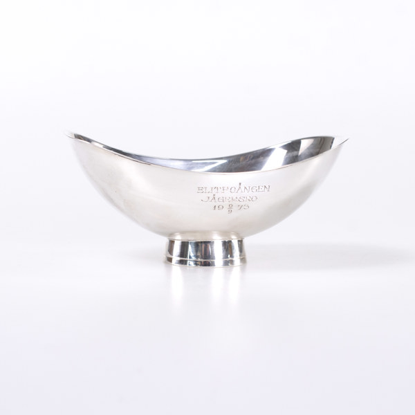 Skål, silver, höjd 7 cm, vikt 136 gram