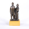 Axel Olsson, skulptur, brons, "Utvandrarna", höjd 16 cm