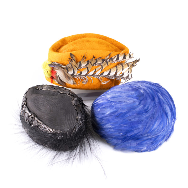 Hattar, 3 st, dammodell, bl a Signe Ekberg