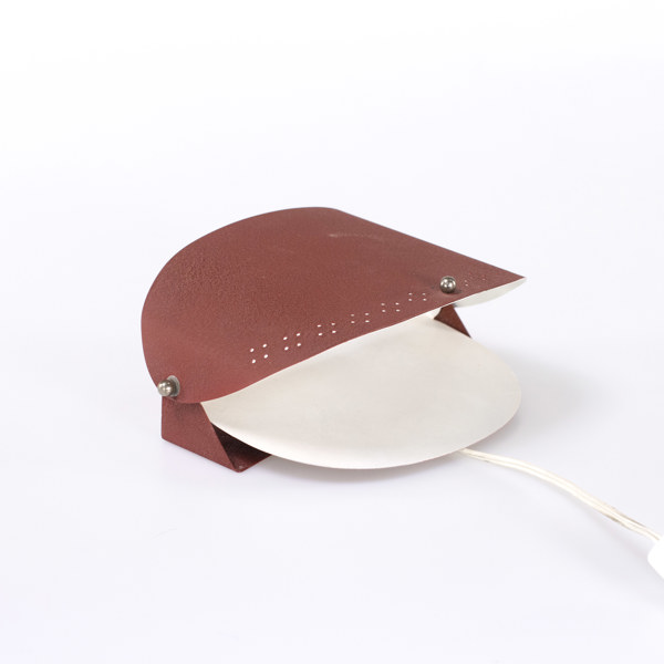 Vägglampa, lackerad plåt. 40/50-tal, bredd 23 cm
