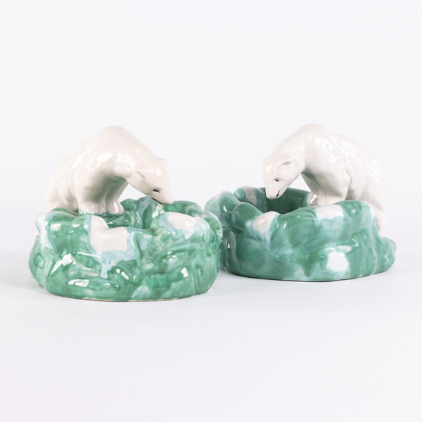 Skålar, ett par, keramik, höjd 16 cm