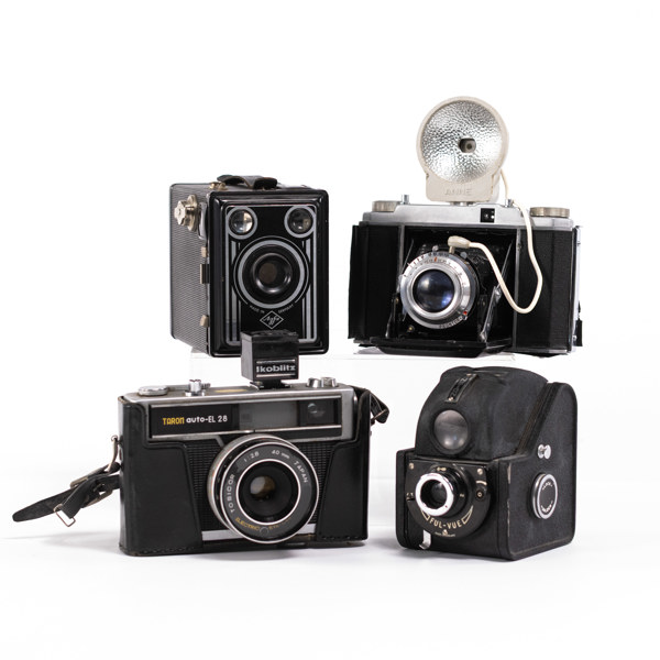 Diverse kameror, 4 st, bl a Taron, Ensign, m.m.