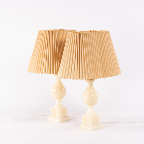 Bordslampor, ett par, alabaster, höjd 60 cm