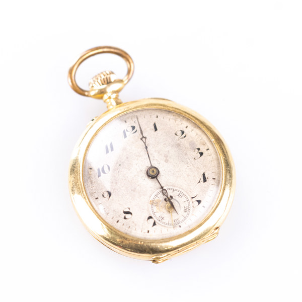 Mormorsur, 18k guld, diameter 30 mm, vikt 21,1 gram