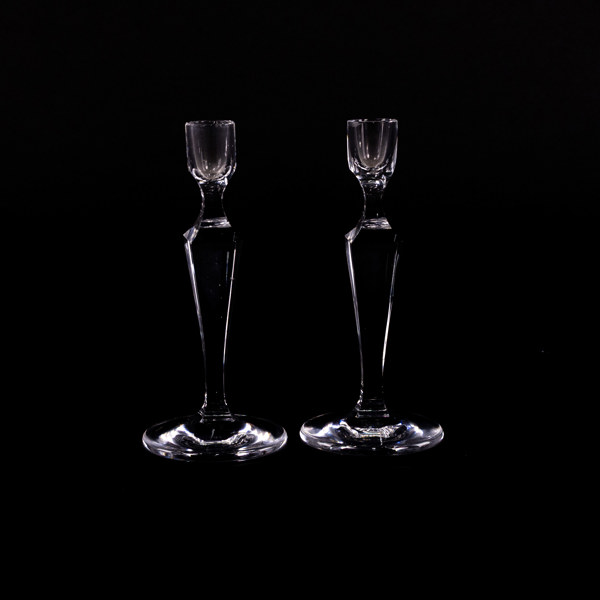 Vicke Lindstrand, ljusstakar, ett par, Kosta, höjd 19,5 cm