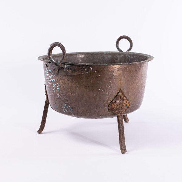 Trefotsgryta, koppar/smide, Ø 34 cm